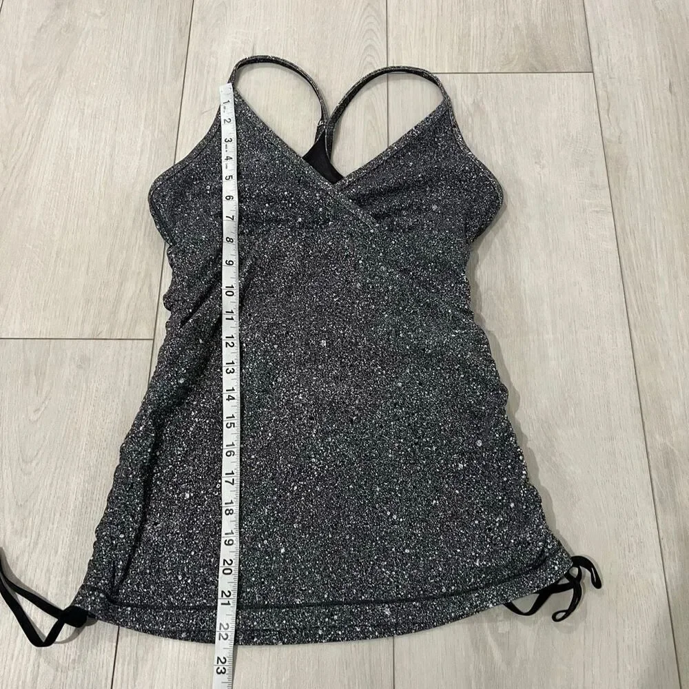 Lululemon women’s tank top size 6